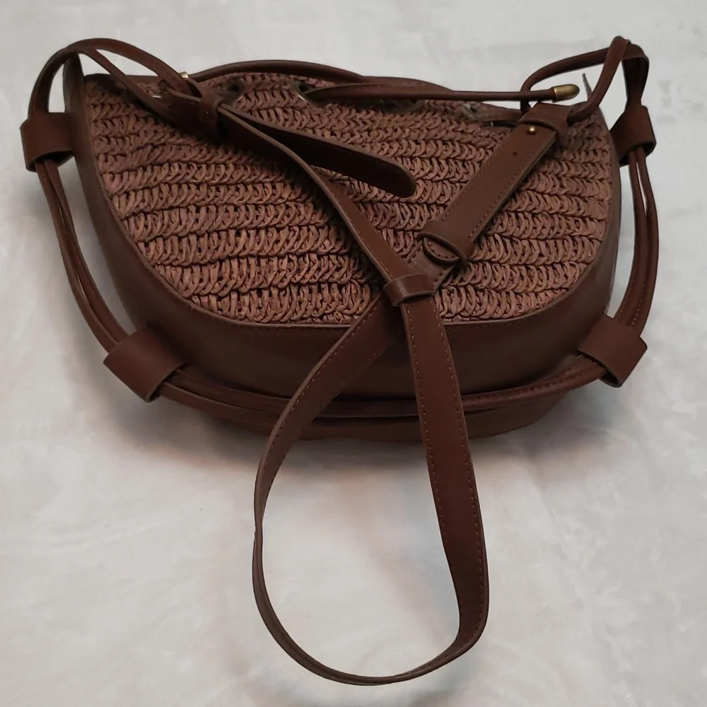 Free‎ People Cabana Crossbody in coconut shell Brown.  NWOT.